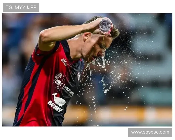 足球明星勇敢回应质疑展现真实自我与坚定信念