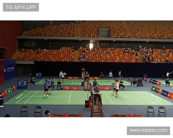 重庆羽毛球队在联合会杯中的蜕变与新生之路探索 重庆羽毛球队在联合会杯中的蜕变与新生之路探索