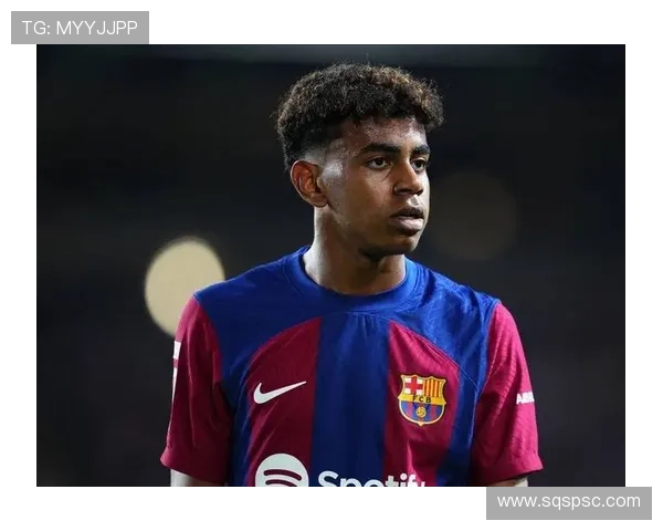 从上帝的视角看足球明星的辉煌与挑战之路