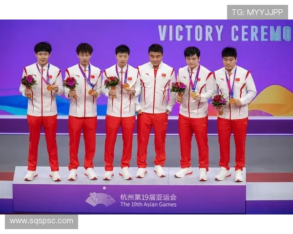 深圳乒乓球队在冠军赛中的团队协作展现出色值得赞赏与学习